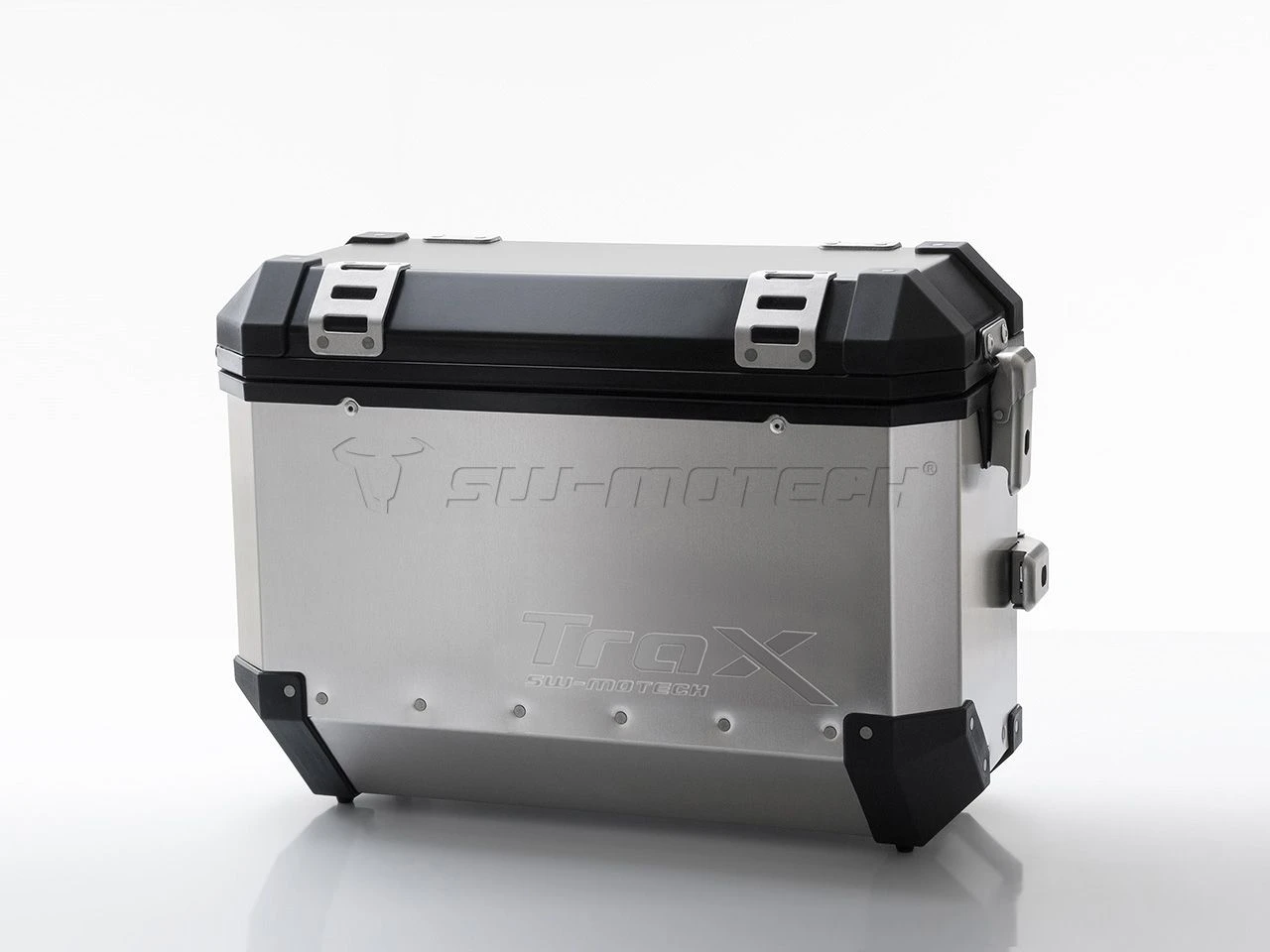 SW-Motech Koffersysteem Trax Evo Zilver 37/37L Kawasaki Versys 650 (15-) 1 SW-Motech Koffersysteem Trax Evo Zilver 37/37L Kawasaki Versys 650 (15-)