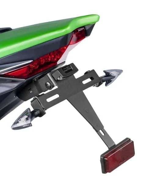 Puig Kentekenplaathouder Zwart Kawasaki Z1000/R (14-) 1 Puig Kentekenplaathouder Zwart Kawasaki Z1000/R (14-)